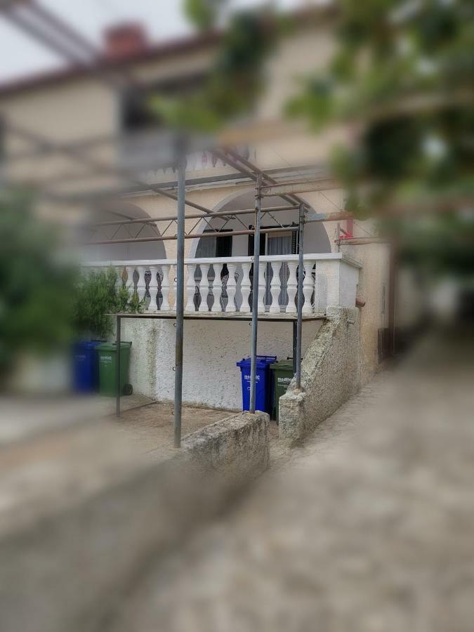Apartma Soncek Premantura Ngoại thất bức ảnh